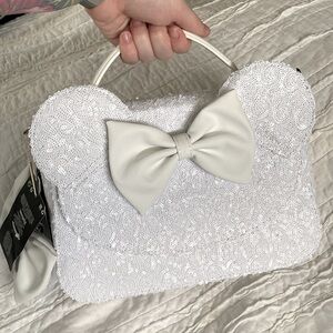 NWT Loungefly Disney Minnie Mouse Sequin Wedding Crossbody Bag, Handbag